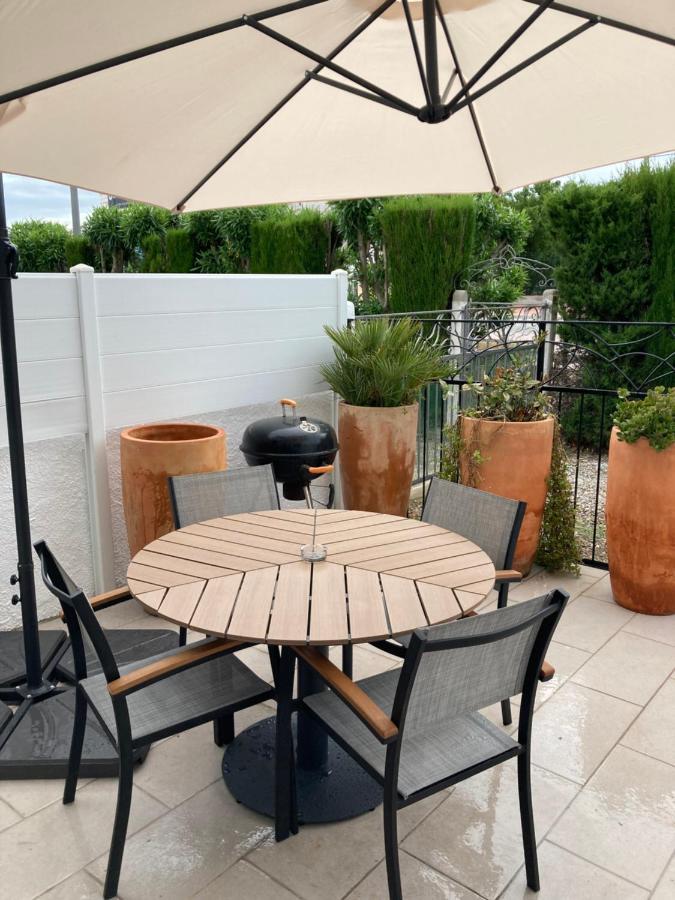 Charmante Maison Coeur De Ville 650M Plage Empuriabrava Eksteriør bilde